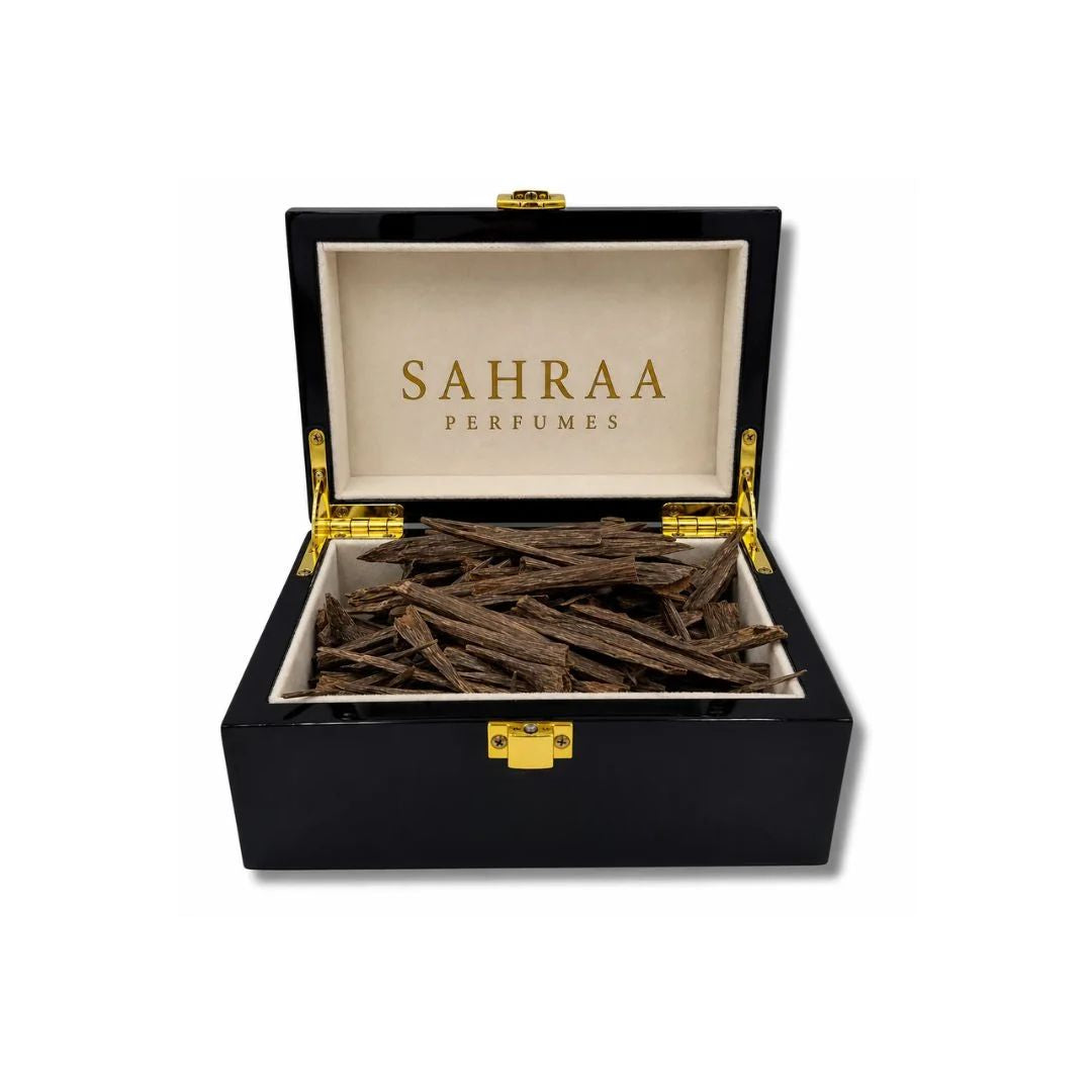 Hindi Seufi oud chips gift box packaging by Sahraa Perfumes